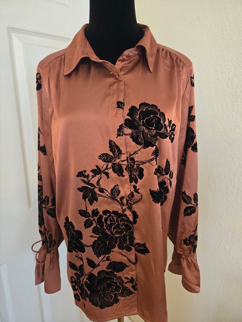 Badgley Mischka ,  Blouse, Rose-Print Dusty Rose Button-Down Blouse